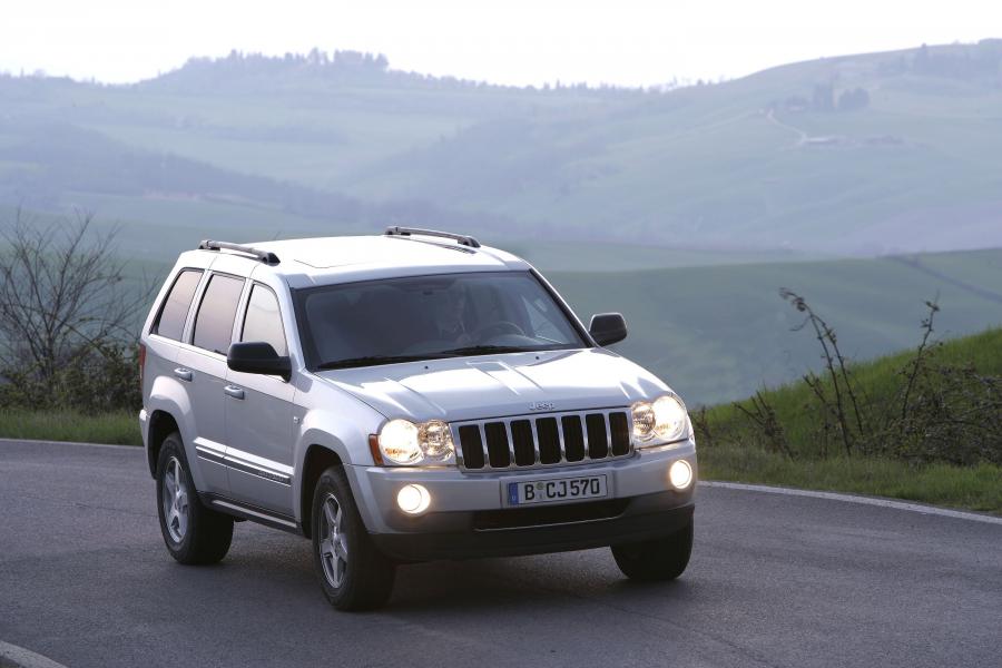  Jeep Grand Cherokee 2005 года  (фото 47 из 133)